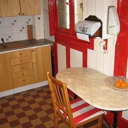 Two-bedroom Montmartre Parijs